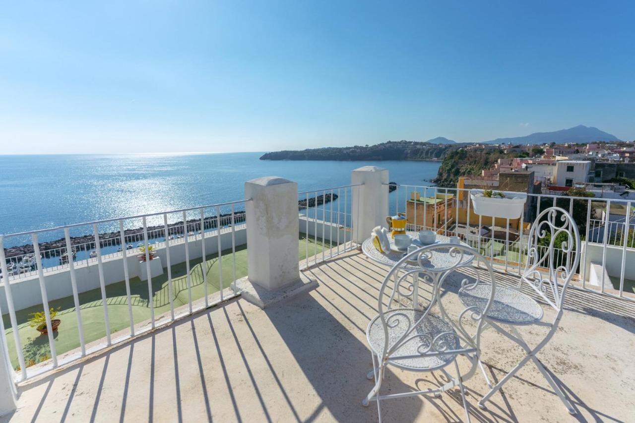 Torretta Corricella- Torretta Apartment Procida Bagian luar foto