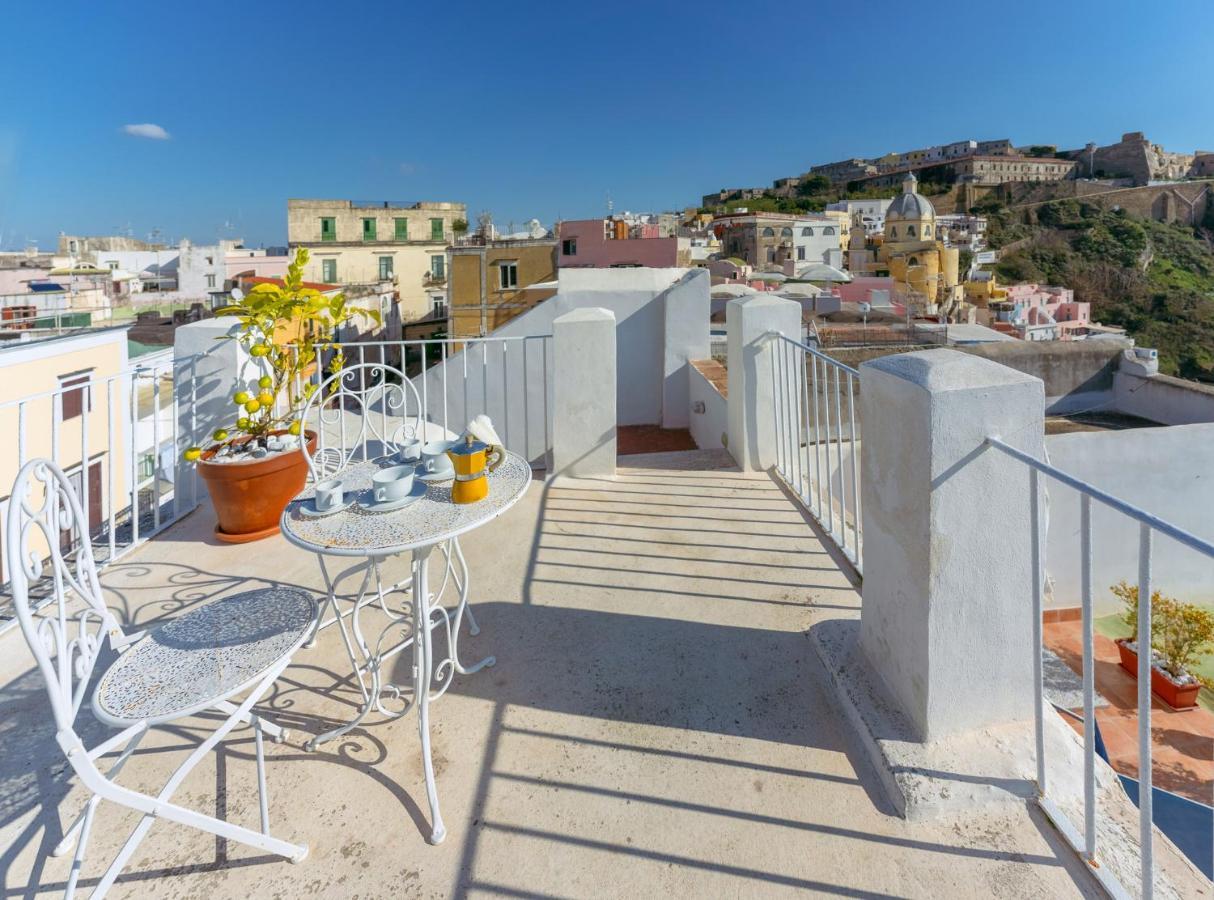 Torretta Corricella- Torretta Apartment Procida Bagian luar foto