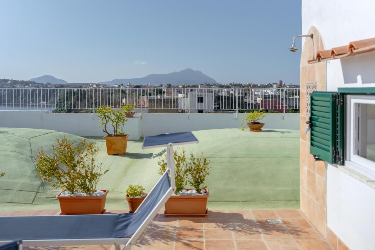 Torretta Corricella- Torretta Apartment Procida Bagian luar foto